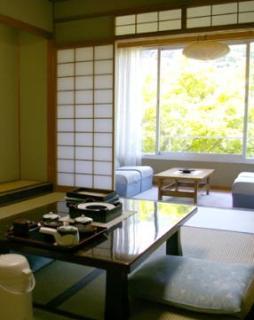 吉池日式旅馆 4*
